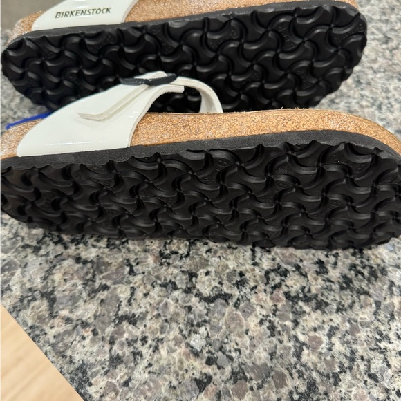 Brand new with tags - Picture 4 of 6